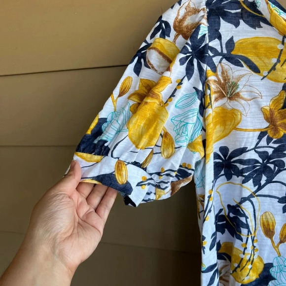 Chico's Tropical Puff Sleeve Slub Tee - Size 0 (Small) - Picture 3 of 6